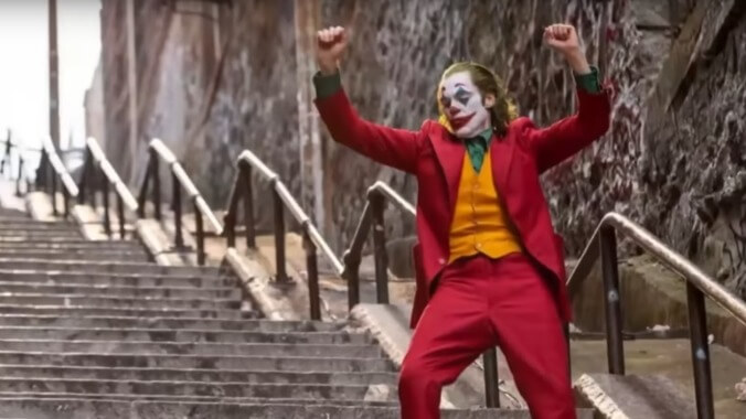 Tourists are flocking to the Joker stairs, apparently