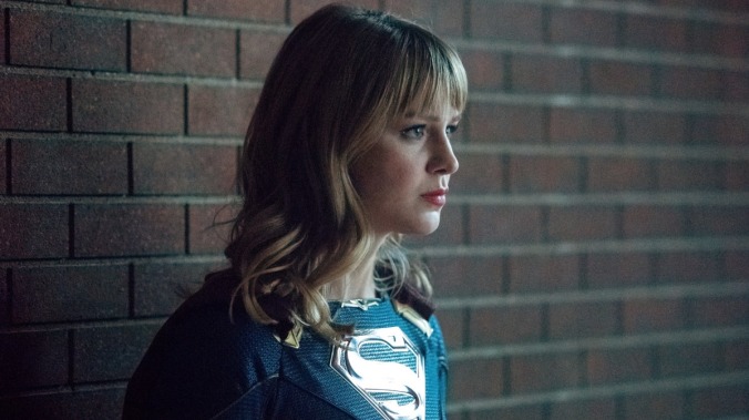 Spiders and Sean Astin lend a spooky flair to a solid Supergirl