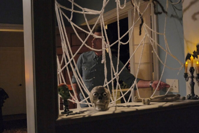 Modern Family sneaks in one last Halloween scare, and makes it count