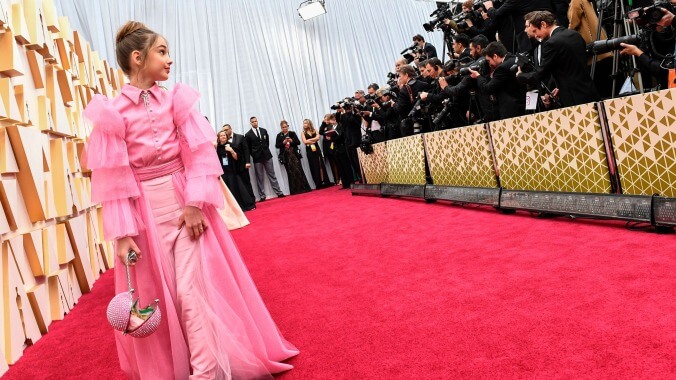 This year's hottest Oscars trend is carrying a sandwich in your purse