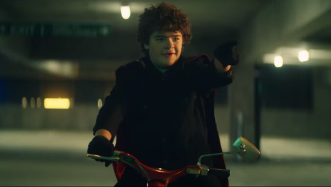 Stranger Things' Gaten Matarazzo is a wannabe stunt biker in Green Day's new video