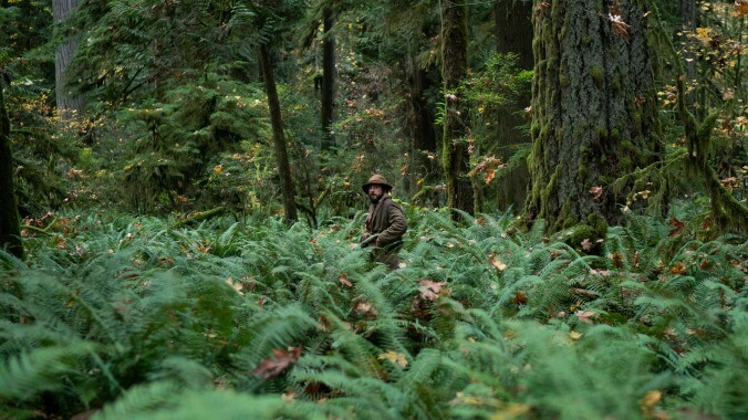 凱利·賴卡特（Kelly Reichardt）的第一牛在感人的友誼肖像中找到了一個美國的創造神話