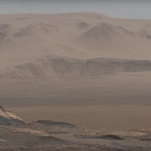 NASA continues to disappoint by sharing incredibly high-res, but alien-free photo of Martian surface