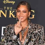 Beyoncé, queen of celebrities, made a surprise appearance at Disney's big celebrity singing party