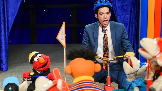 The Not-Too-Late Show With Elmo is the next best thing to a streaming Muppet Show