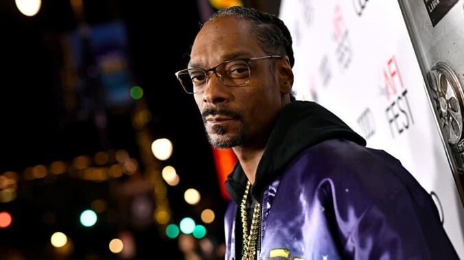 Snoop Dogg on Frozen's "Let It Go": "I had to come sit in my car and listen to this shit, man"