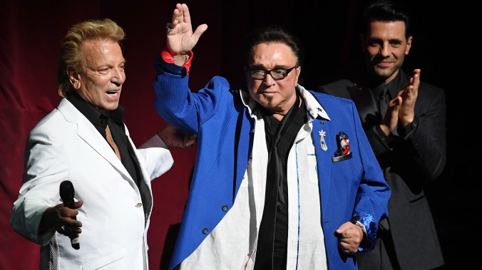 R.I.P. legendary illusionist Roy Horn of Siegfried & Roy