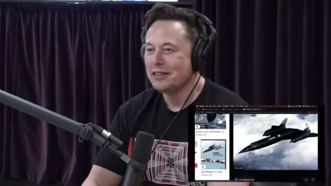 Elon Musk tells Joe Rogan how to pronounce X Æ A-12