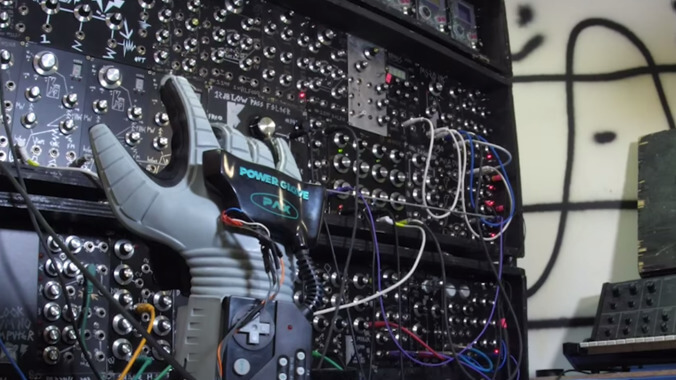 Watch a hacked Nintendo Power Glove play a modular synth because we live in the future now