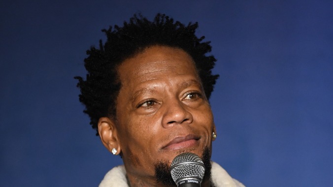 D.L. Hughley tests positive for coronavirus after passing out on stage