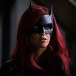 Batwoman showrunner says show won't indulge in "Bury Your Gays" while replacing Kate Kane