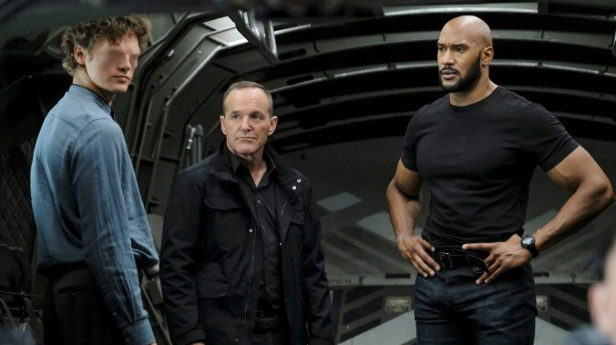 Agents Of S.H.I.E.L.D. confronts its past as the future starts to collapse