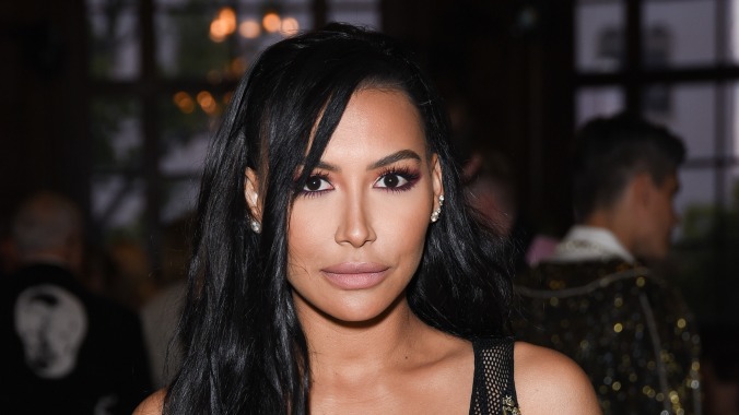 Naya Rivera missing and presumed dead after 4-year-old son found alone on boat in California lake