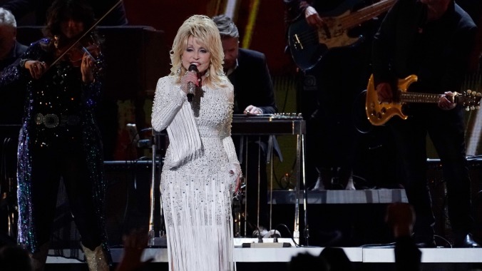 Dolly Parton on #BlackLivesMatter: "Do we think our little white asses are the only ones that matter? No!"