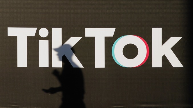 Good news, teens: Trump hasn't banned TikTok just yet