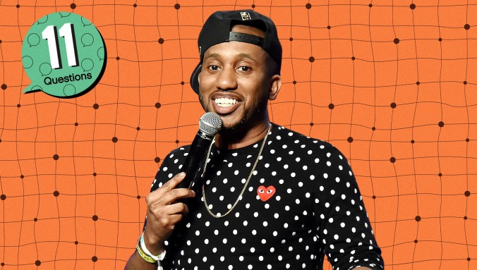 SNL’s Chris Redd believes aliens are trolling us with crop circles