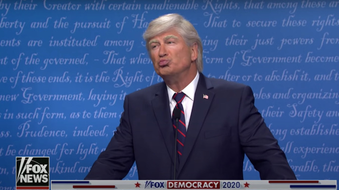 Alec Baldwin offers unnecessary explanation of SNL's Trump cold open