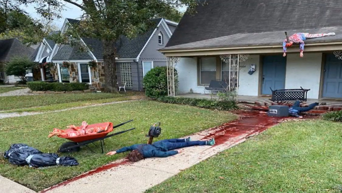 Man's Halloween decorations so good that the cops keep getting called to his house