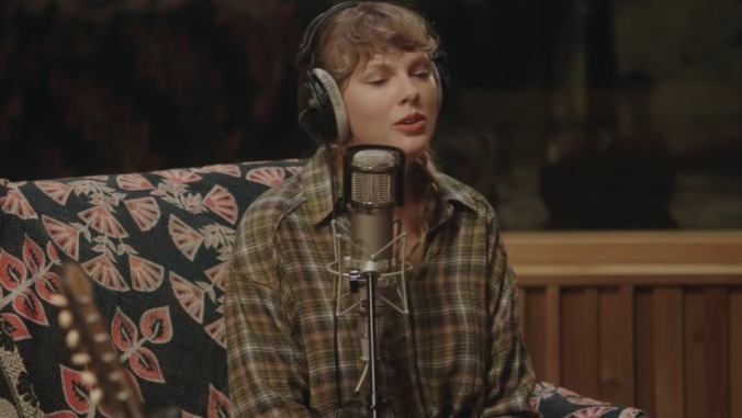 Taylor Swift will premiere folklore: the long pond studio sessions on Disney+ November 25