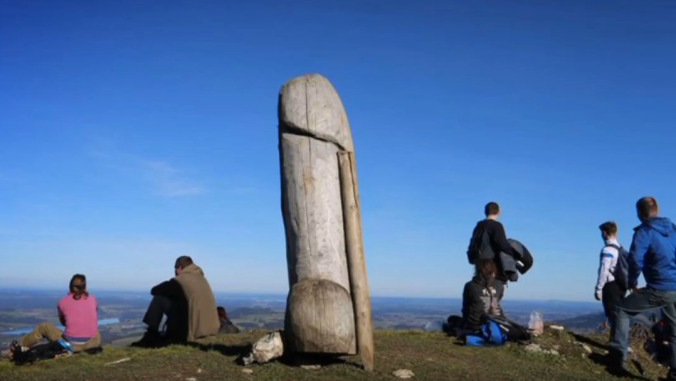 Some dicks cut down Germany's big wooden penis statue