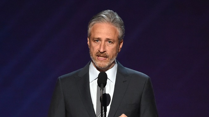 The Reddit "stonks" story is so powerful, it sucked Jon Stewart onto Twitter