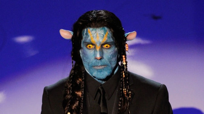 Earth gives up, makes Avatar its most successful movie ever again