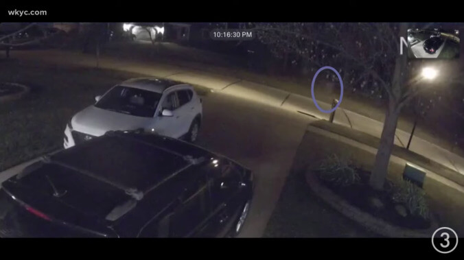 Why are people mistaking what is clearly an alien for a ghost in this security cam video?