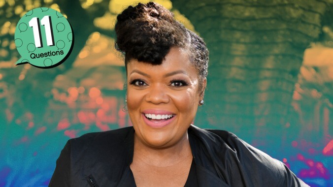 Yvette Nicole Brown wants a TARDIS to take her to Hawaii and the grocery store