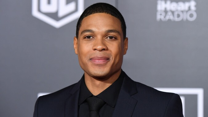 Ray Fisher calls out WarnerMedia for Chauvin verdict tweet