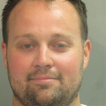 Josh Duggar charged with receiving/possessing child pornography