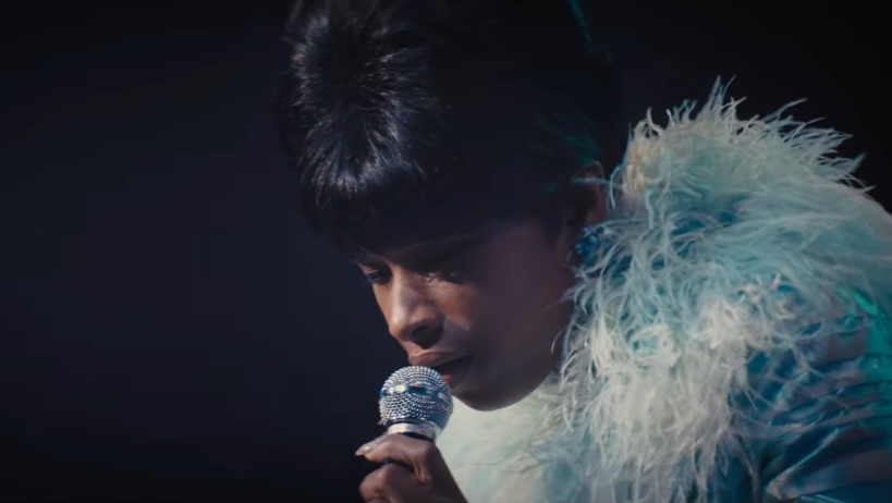 Jennifer Hudson commands, well, you know, as Aretha Franklin in the trailer for Respect