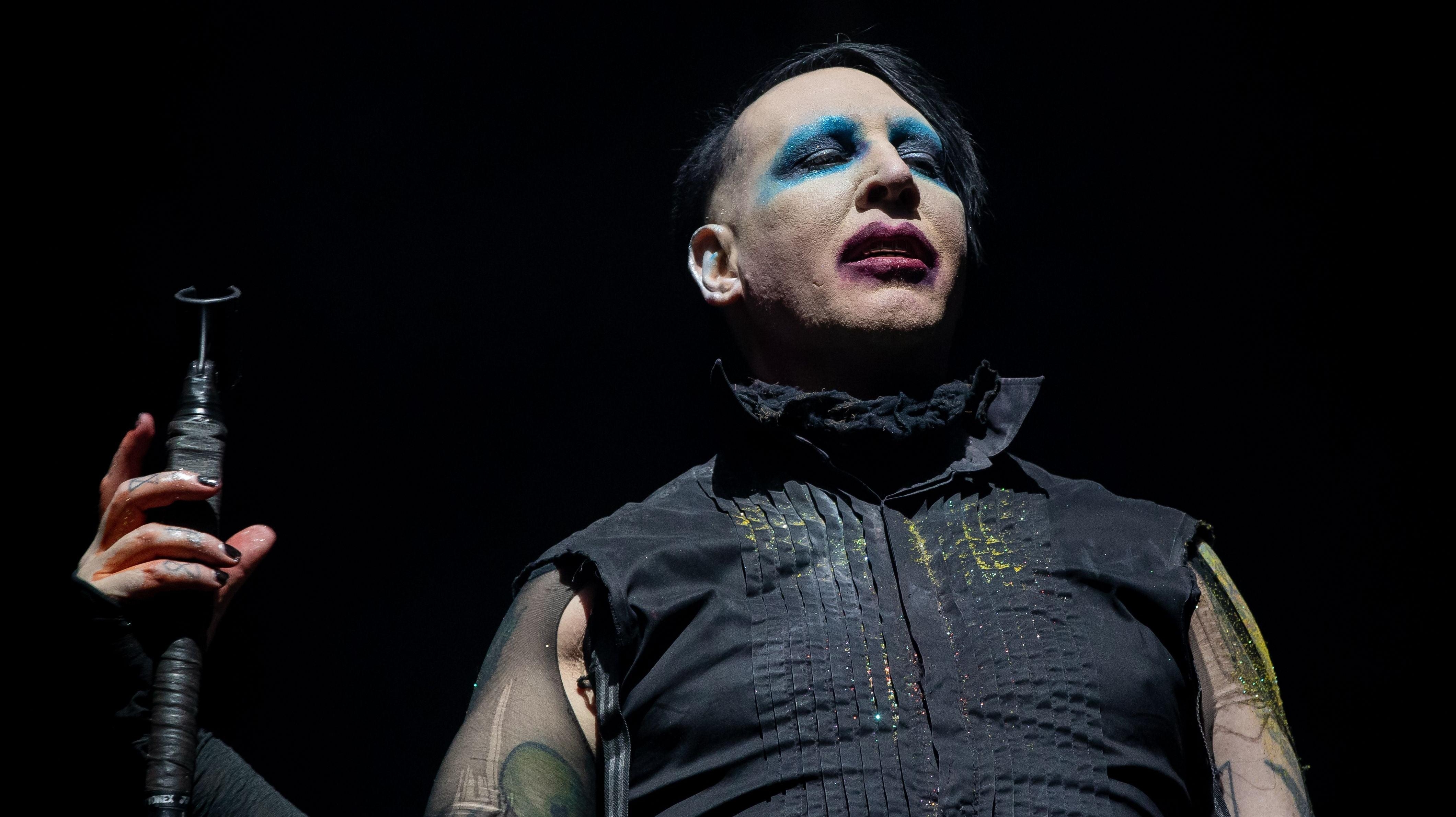 Warrant issued for Marilyn Manson's arrest in connection with 2019 assault
