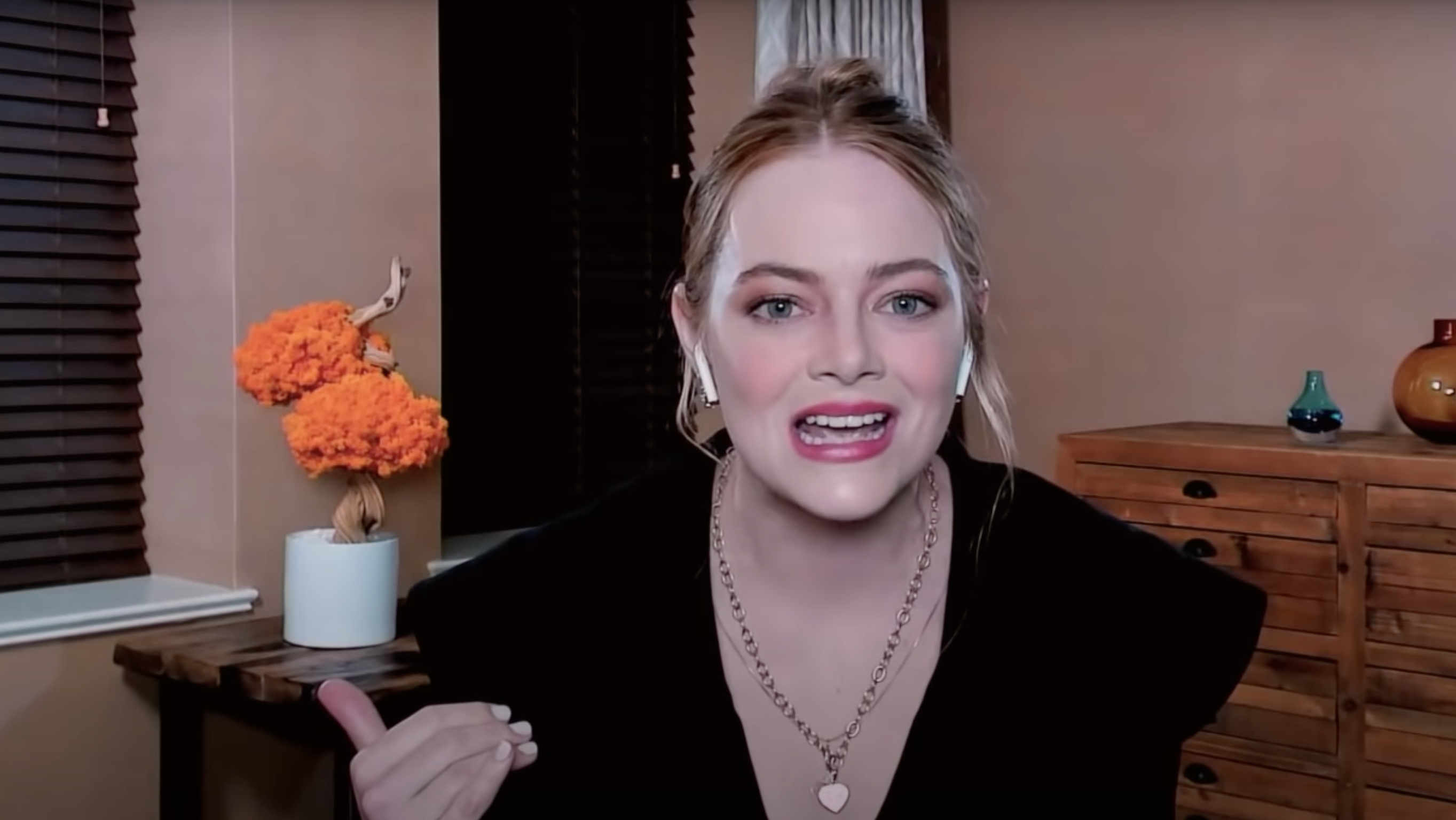 Emma Stone can still do Steve Martin's f-bomb speech from Planes, Trains And Automobiles