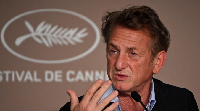 Sean Penn refuses to return to drama series Gaslit until everyone working on it is vaccinated