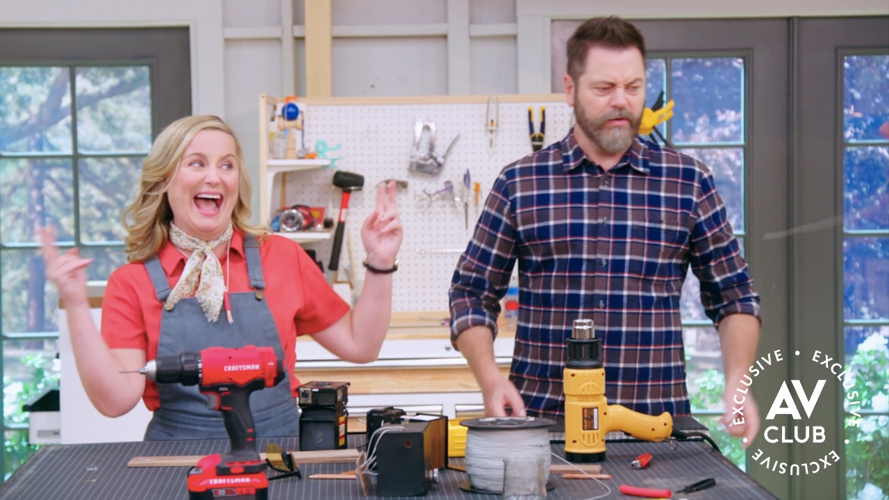 Amy Poehler and Nick Offerman have fun with TikTok dances in this Making It exclusive clip