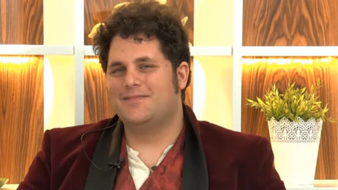 Lord Of The Rings actors encourage Italian man's quest to live as a real world hobbit