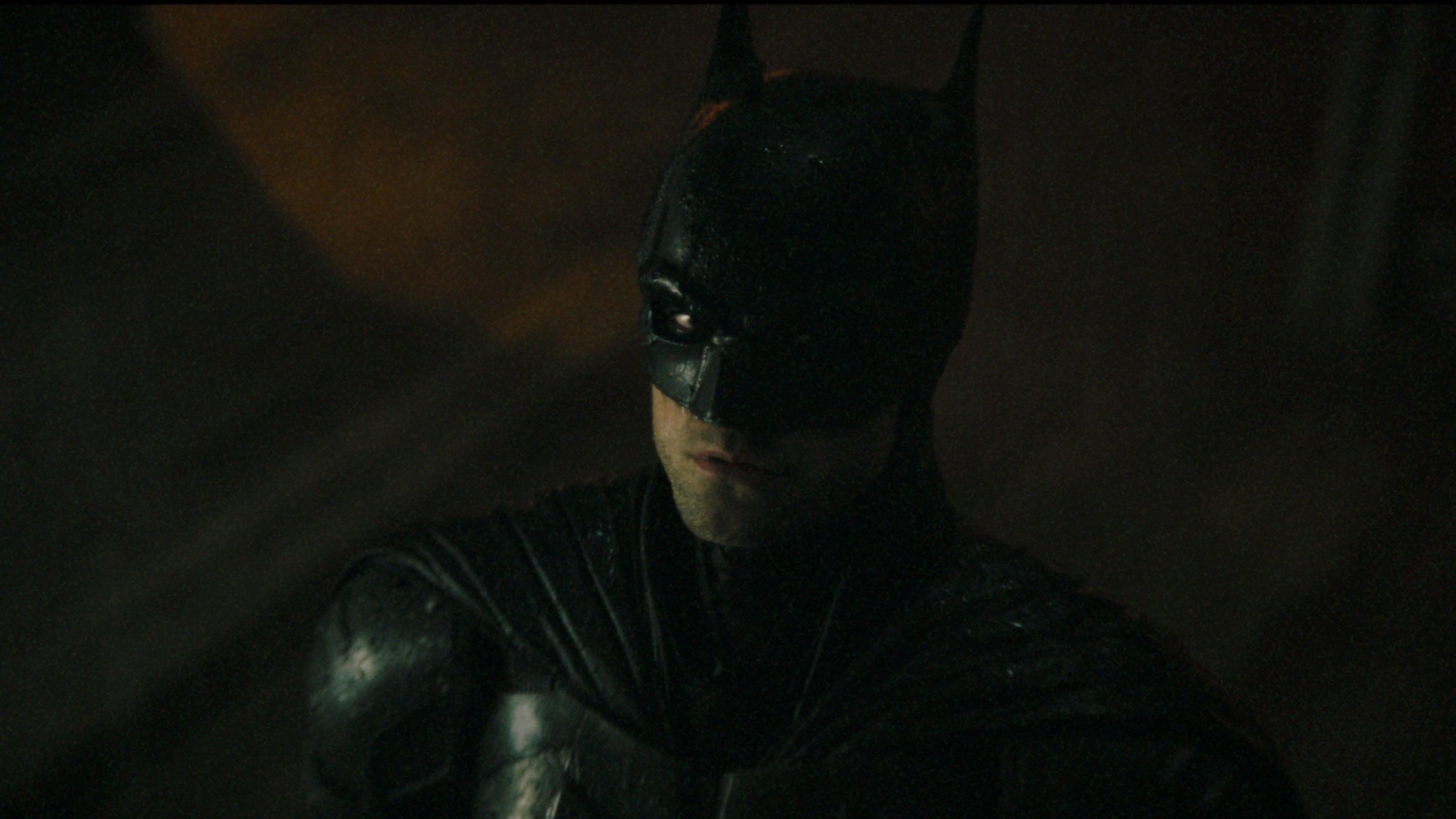 Robert Pattinson’s Batman Voice is finally here in the new trailer for The Batman