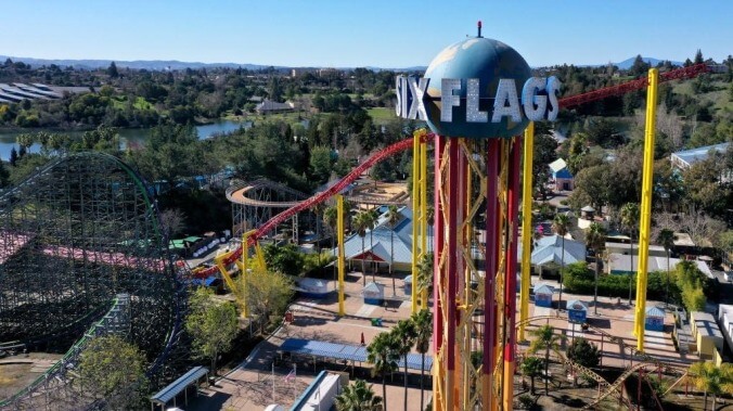 Iron-stomached man discovers savings benefits of eating meals at a Six Flags park