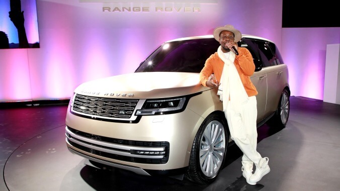 Wyclef Jean drops Land Rover CEO softly on his head (one time, one time)