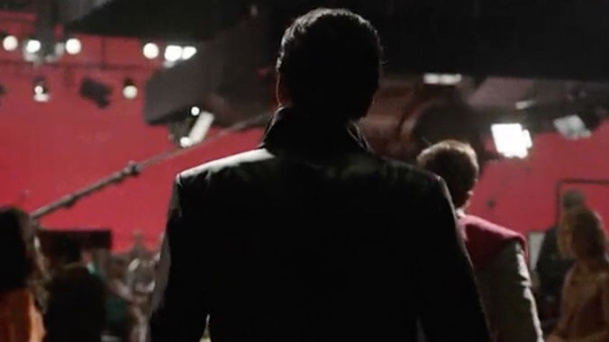 Baz Luhrmann gives Elvis Presley a little less conversation in the first teaser for Elvis