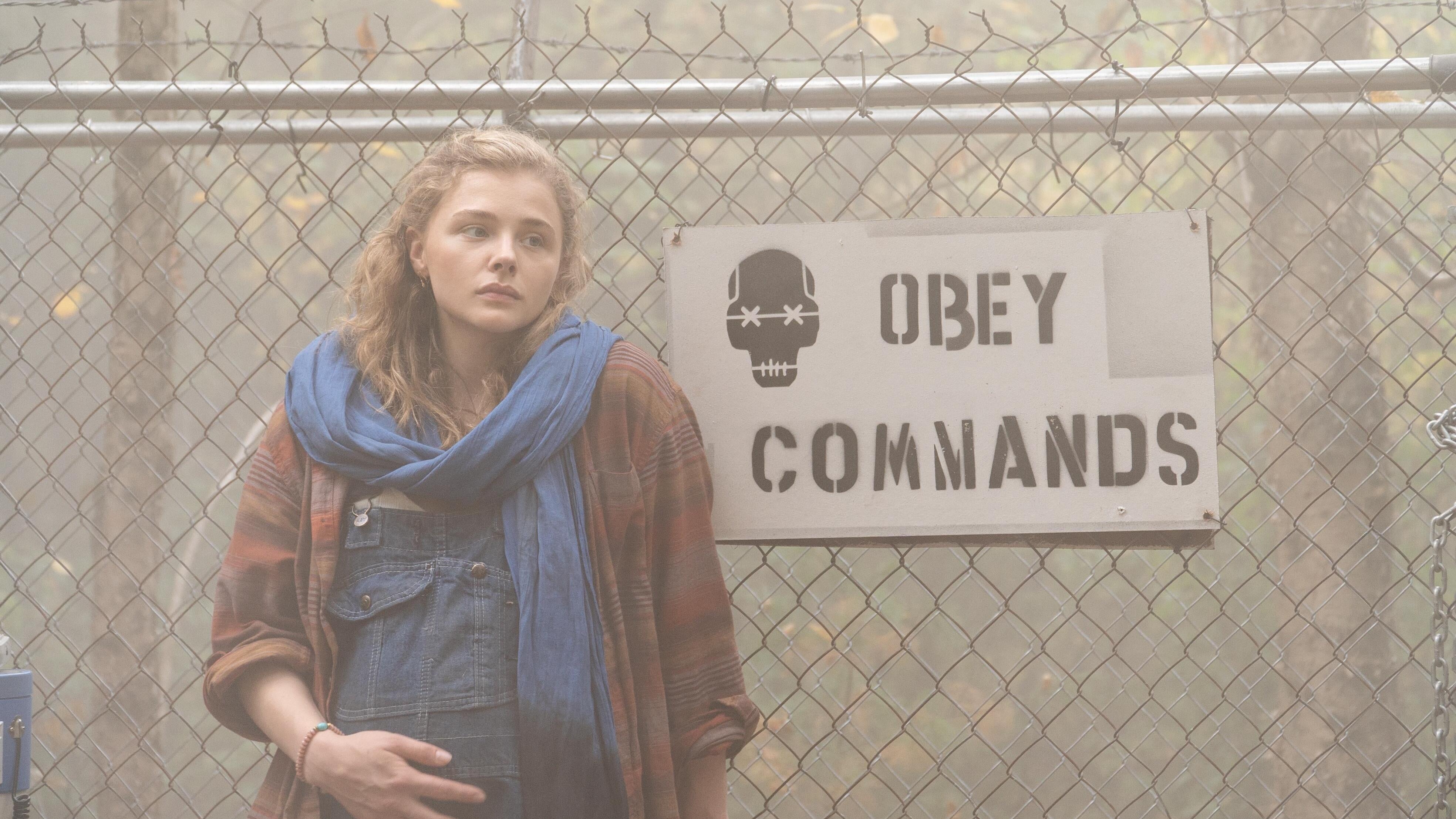 Hulu’s Mother/Android trailer: A pregnant Chloë Grace Moretz weathers the robot apocalypse