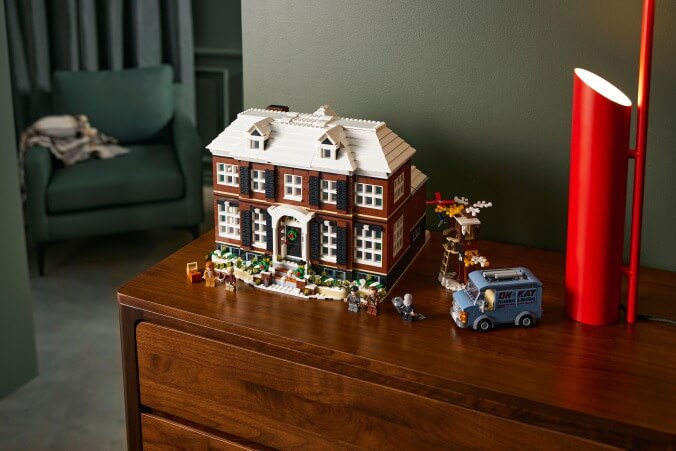 A LEGO Home Alone play set