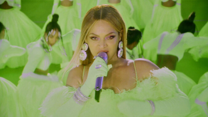 Beyoncé serves up a spectacular opener