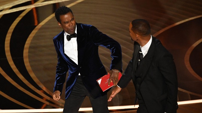 Chris Rock briefly addresses The Slap in first post-Oscars stand-up show