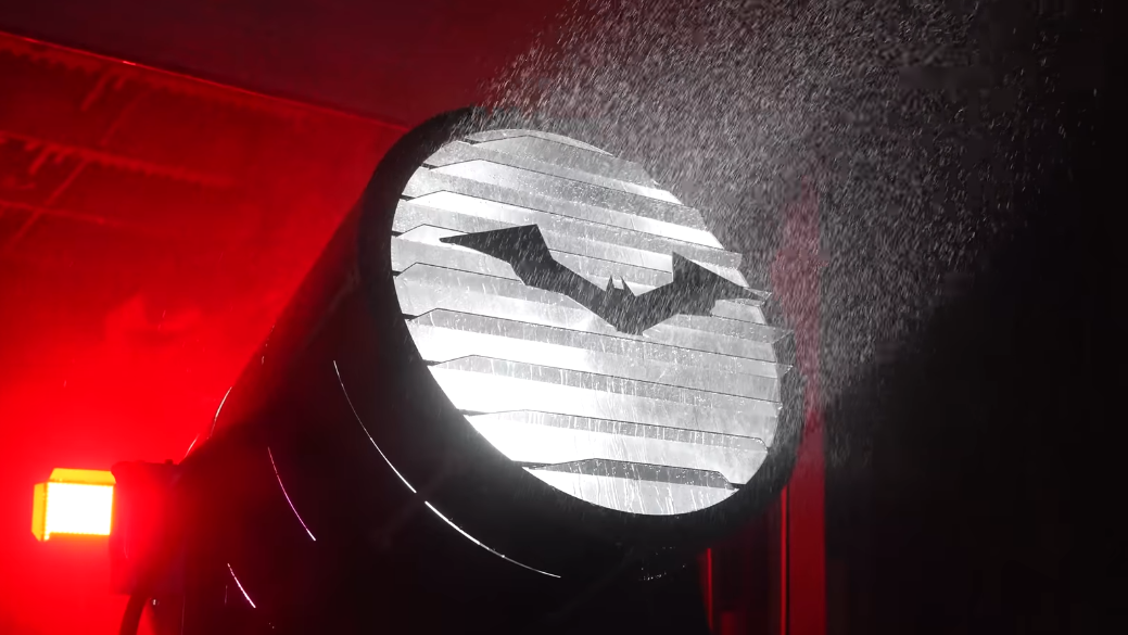 Engineers call a working Bat Signal impossible, create working Bat Signal