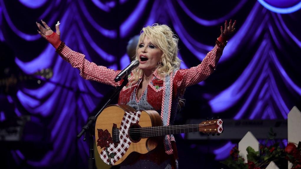 Dolly Parton says disrespecting the Earth is “like being ugly to your mama”