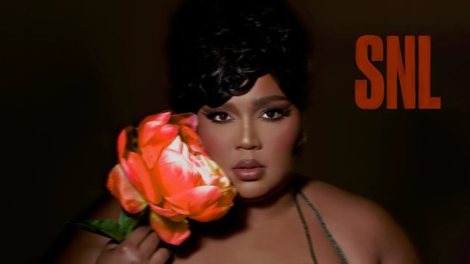 Lizzo brought her all to SNL; unfortunately, the writers didn't show up to meet her