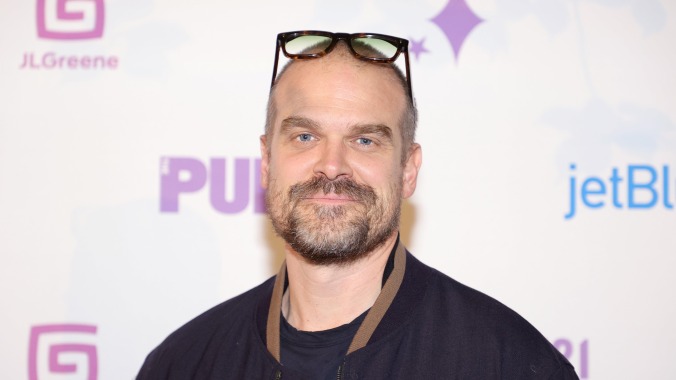 David Harbour to play trash-hauling, hockey-scamming mobster in The Trashers