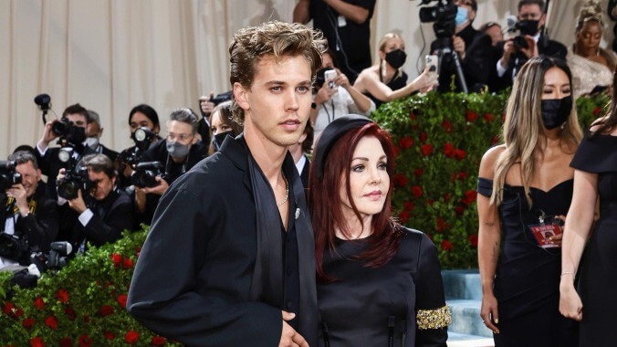 Baz Luhrmann，Austin Butler和Priscilla Presley劫持了Met Gala，以插入貓王電影