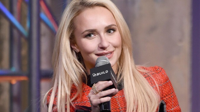 尖叫4倖存者海頓·潘內蒂（Hayden Panettiere）將柯比（Kirby）帶回尖叫6